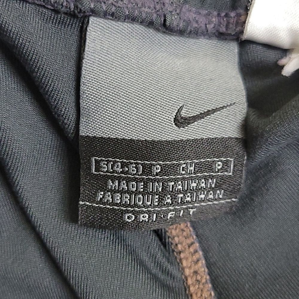 Nike Crop Leggings - Picture 8 of 9
